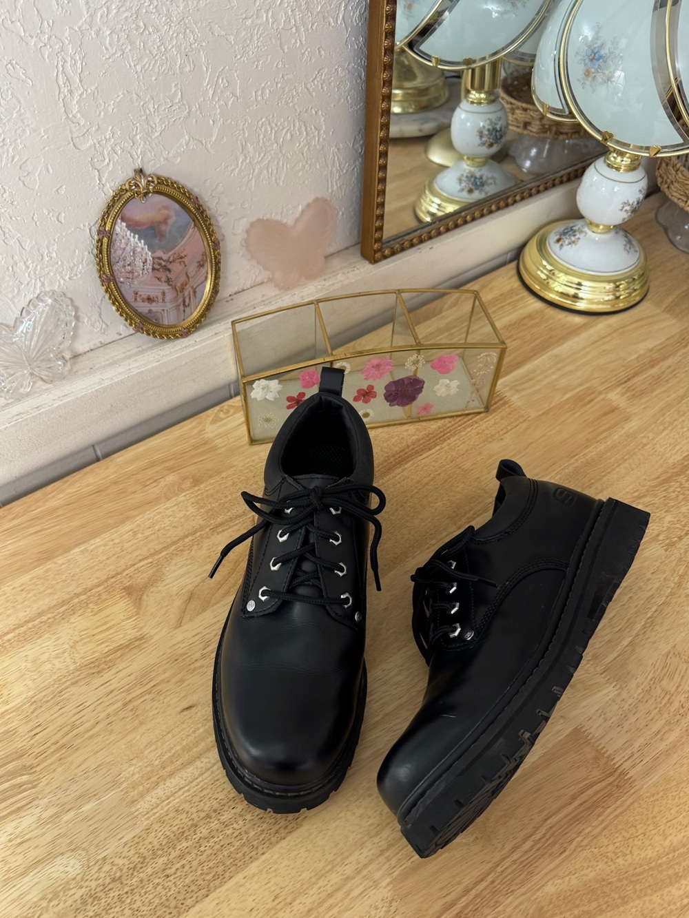 Skechers Men’s Size 11 Black Leather Chunky Lug Oxford Sneakers Y2K Indie